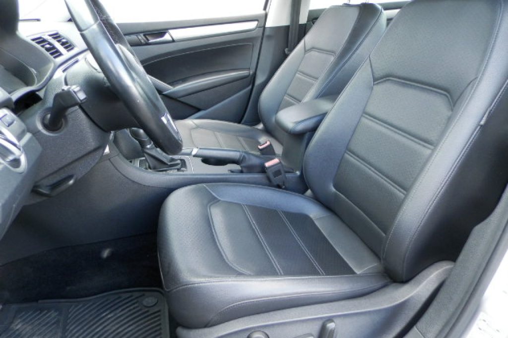 Volkswagen Passat B7 2013 фото 16