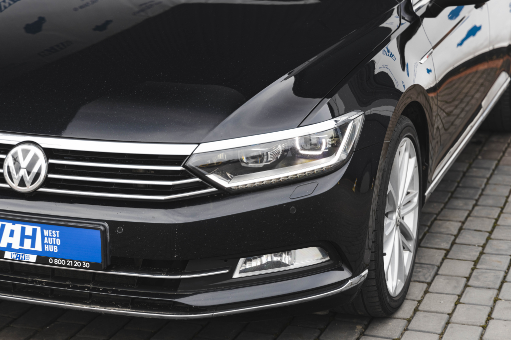 Volkswagen Passat BiTDi 4Motion 2016 photo 2
