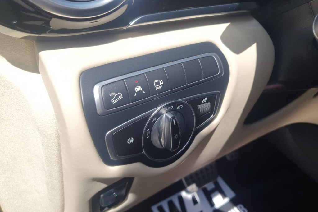 Mercedes-Benz V-Class 2019 фото 11