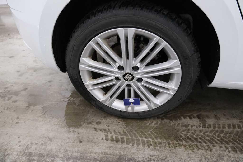 SEAT Leon 2017 photo 10