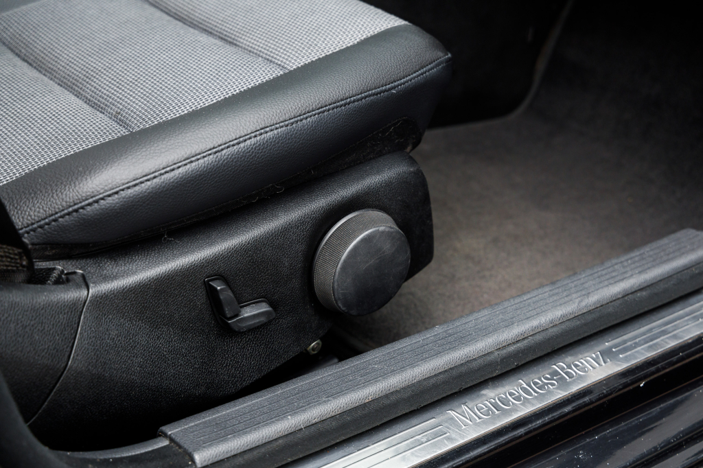 Mercedes-Benz C 220 Avantgarde 2008 photo 9