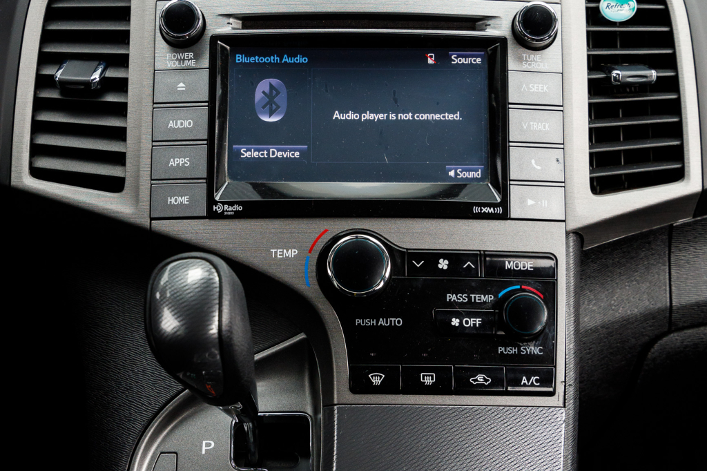 Toyota Venza 2.7 VVTi 2016 photo 11