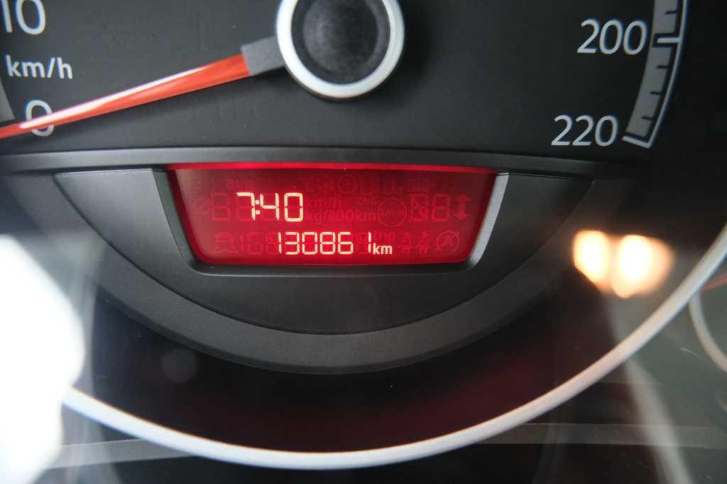 Volkswagen Up 2018 фото 5