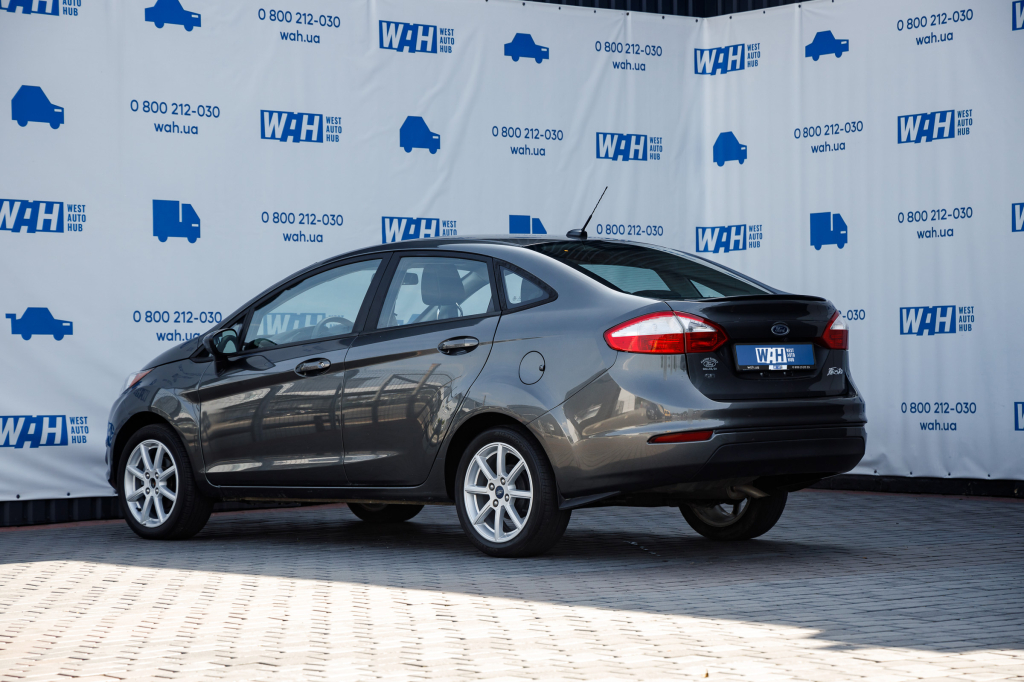 Ford Fiesta SE 2019 фото 2