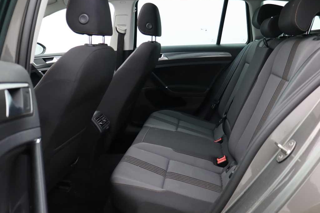 Volkswagen Golf Variant 2017 фото 1