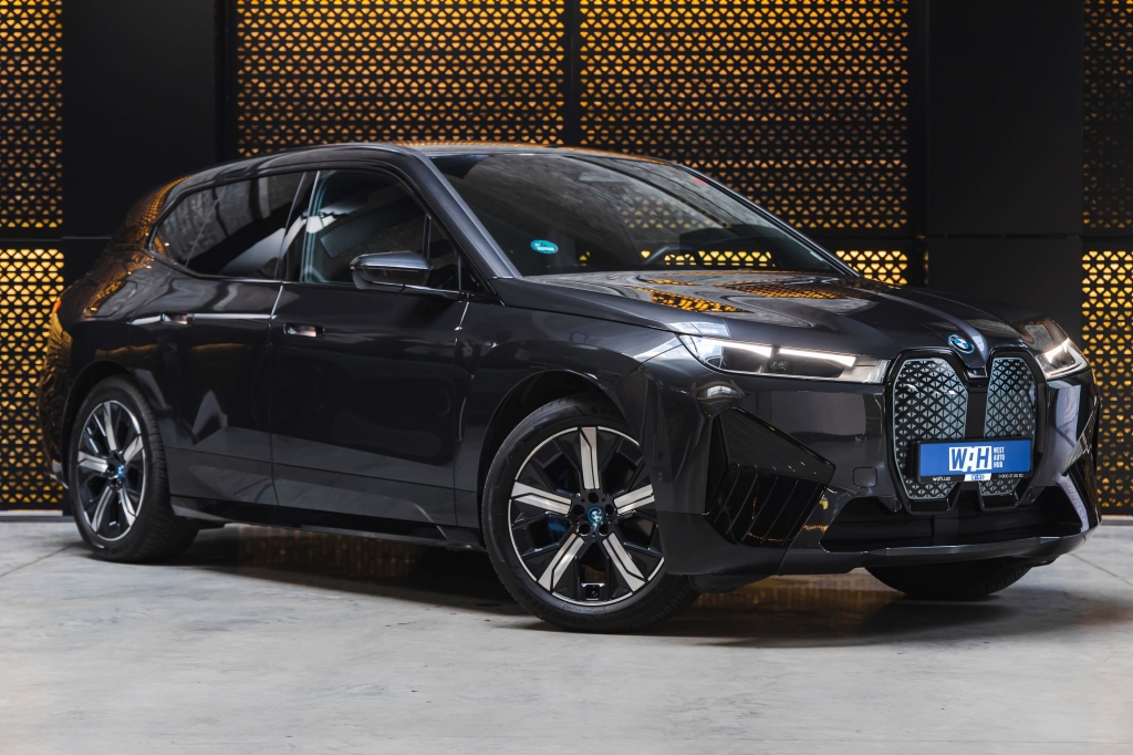 BMW iX xDrive40 2022 фото 3
