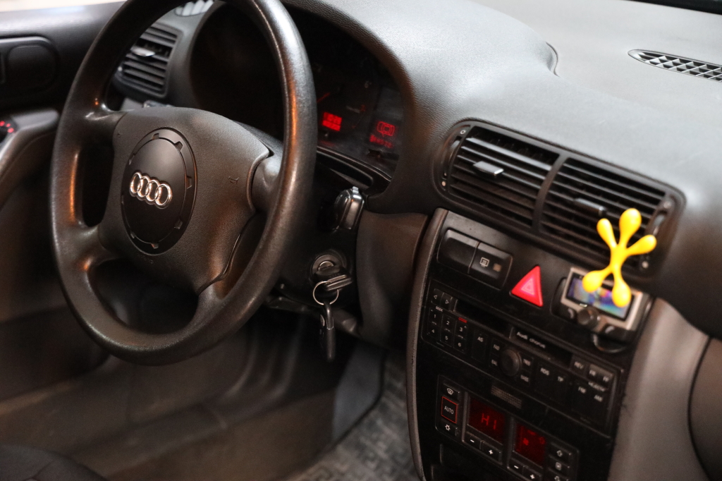 Audi A3 1999 фото 31