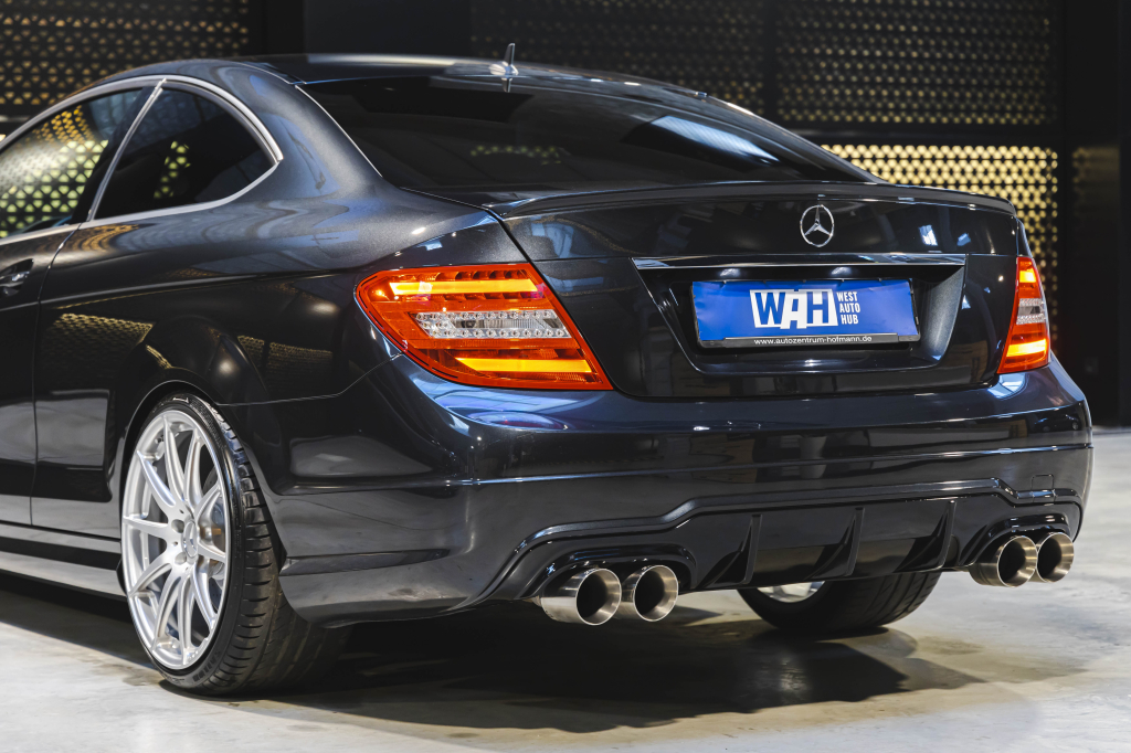 Mercedes-Benz C-Class AMG 2012 фото 14