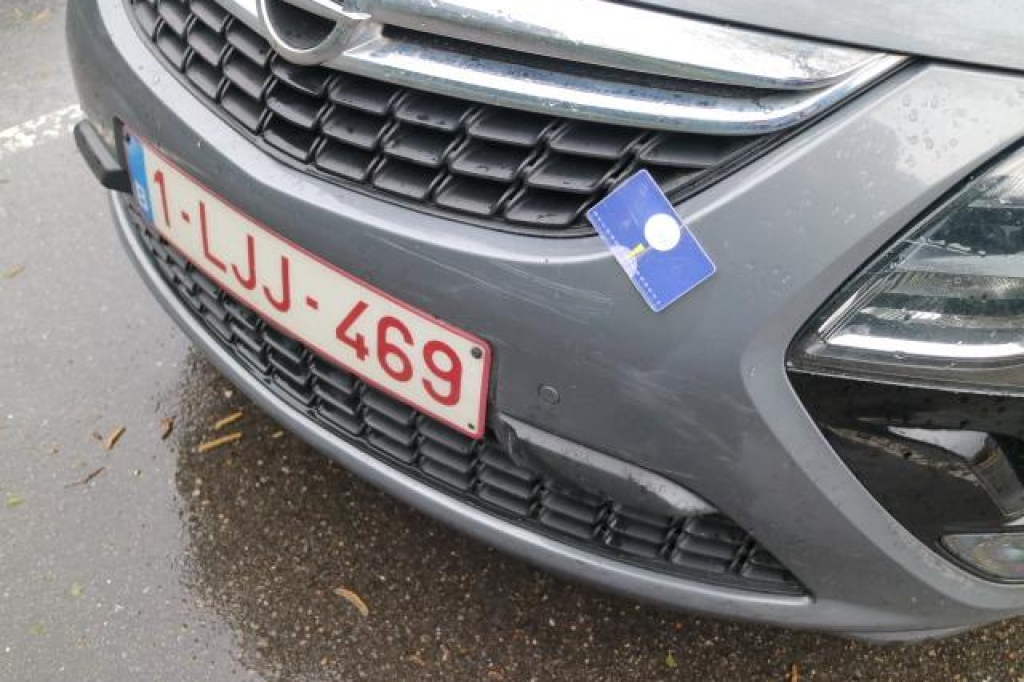 Opel Zafira Tourer 2015 фото 16