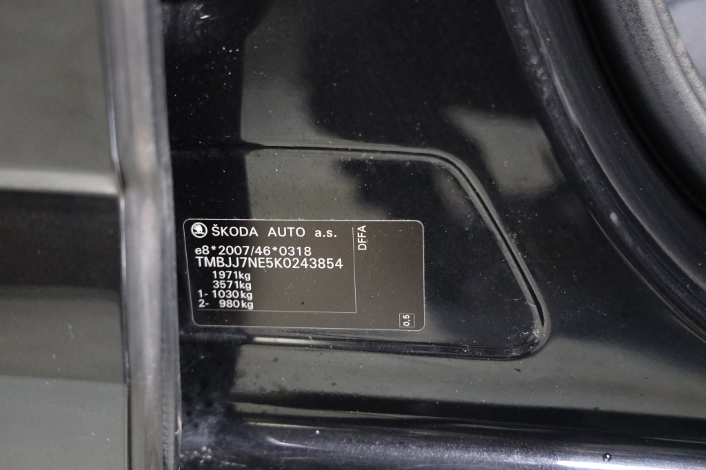 Skoda Octavia 2019 фото 12