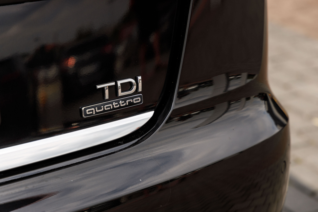 Audi A6 TDI quattro 2016 photo 39