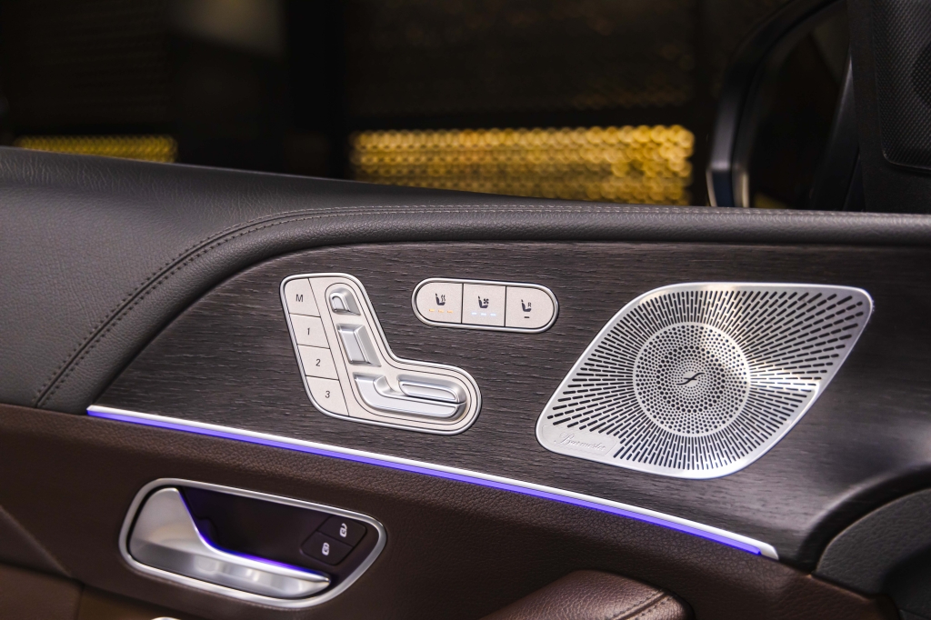 Mercedes-Benz GLS-Class 400d 2020 photo 16