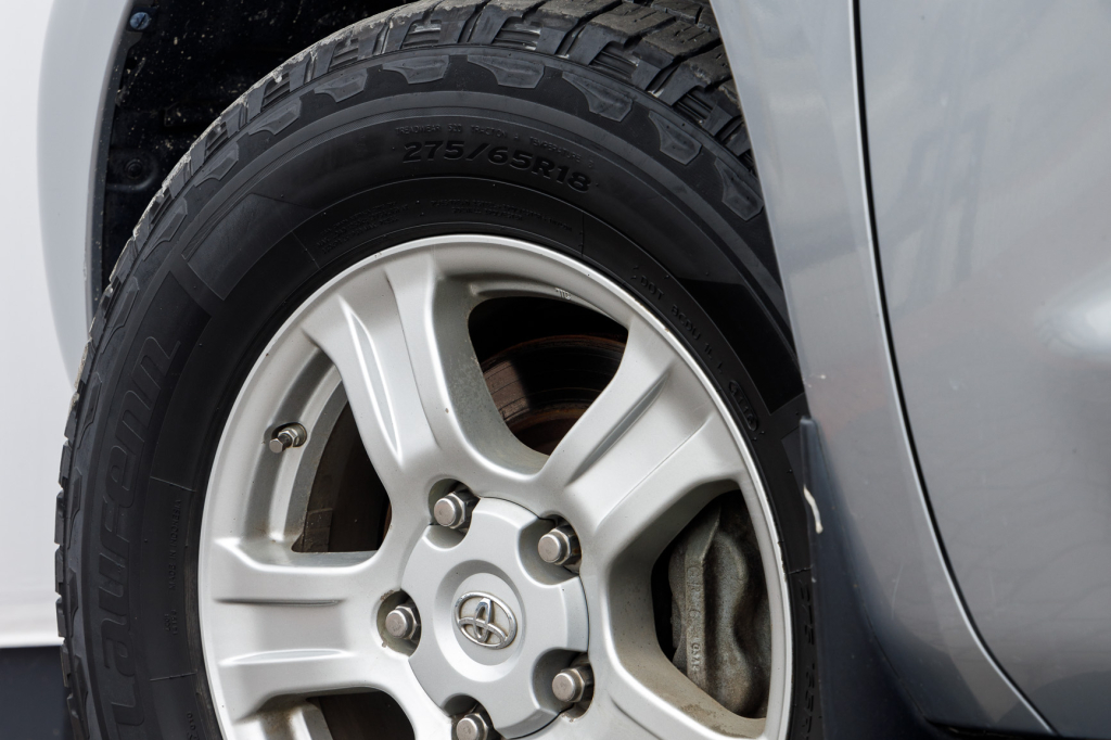 Toyota Sequoia SR5 2012 photo 7