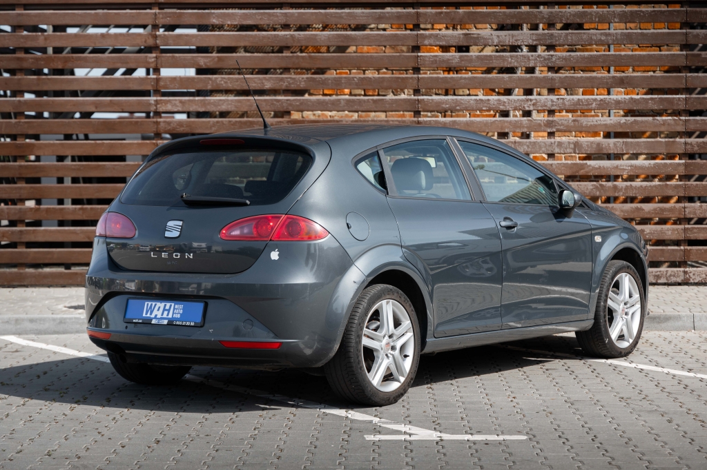 SEAT Leon 2006 фото 6