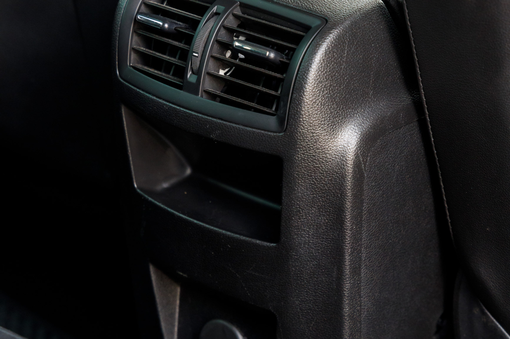 Opel Insignia photo 30