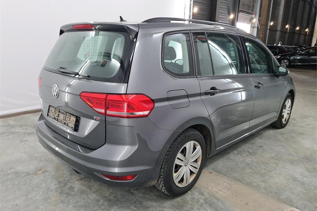 Volkswagen Touran 2016 фото 6