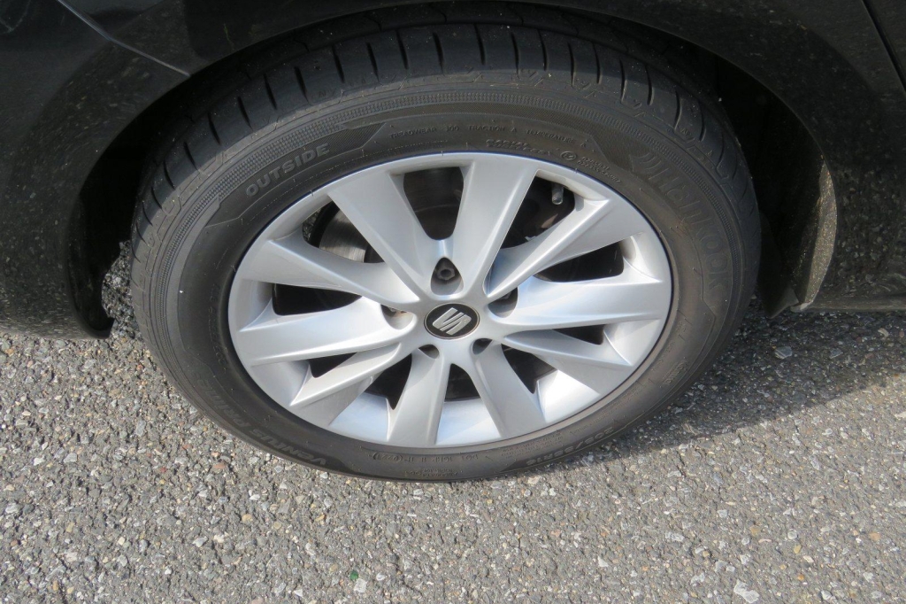 SEAT Leon ST 2018 фото 2