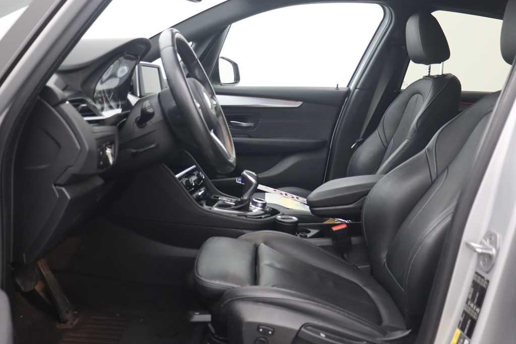 BMW 2er Active Tourer 2017 photo 6