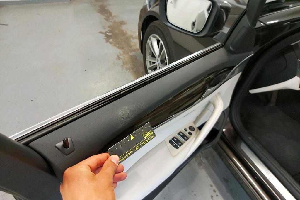 BMW 5 Series 2018 photo 26