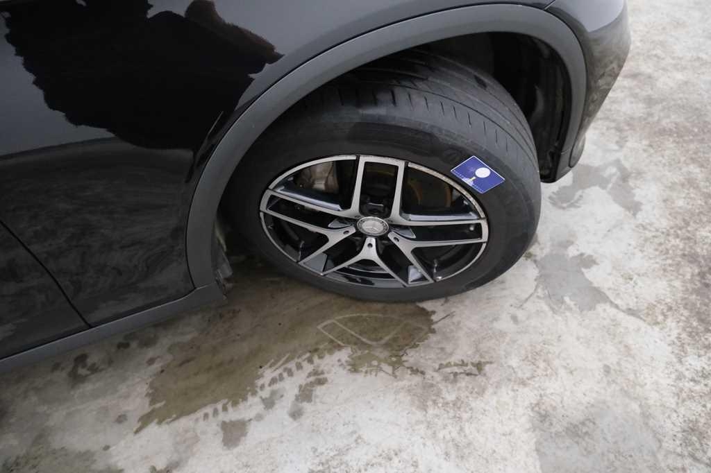 Mercedes-AMG GLC 2017 фото 18