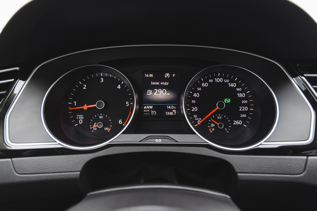 Volkswagen Passat 2016 фото 17