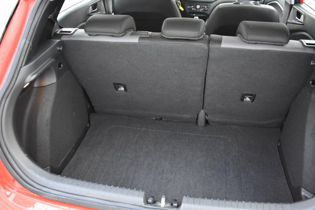 Hyundai i20 2019 photo 18