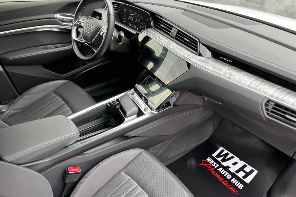 Audi e-tron Sportback 55 95kWh 2021 фото 14