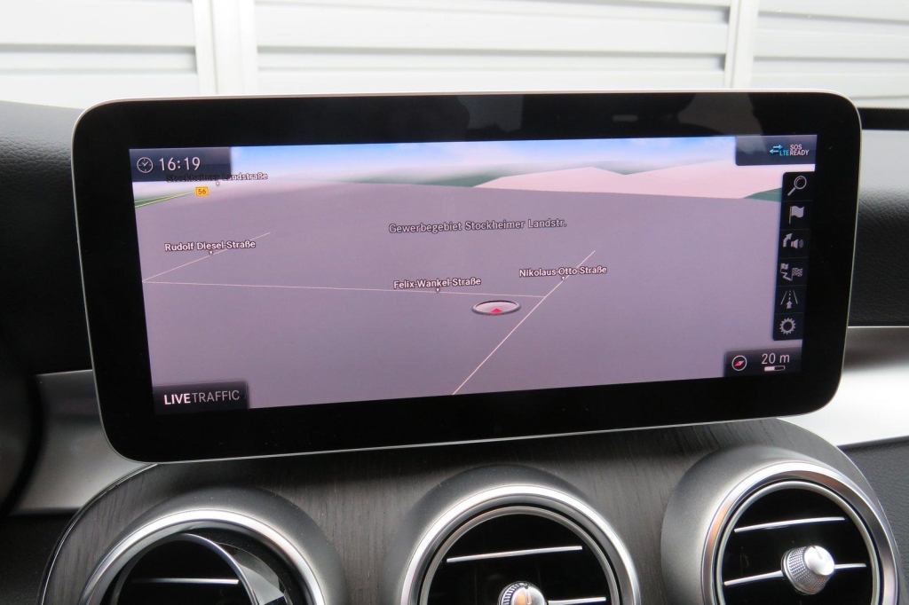 Mercedes-AMG C-Klasse 2019 фото 3