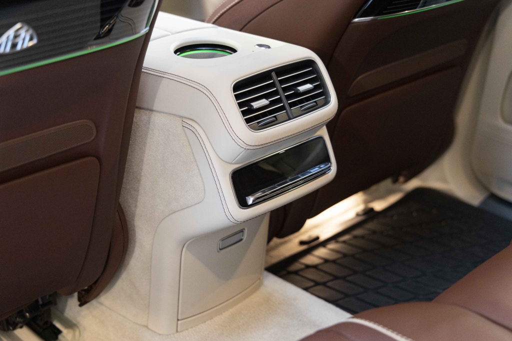 Mercedes-Benz Maybach GLS 600 2022 фото 40