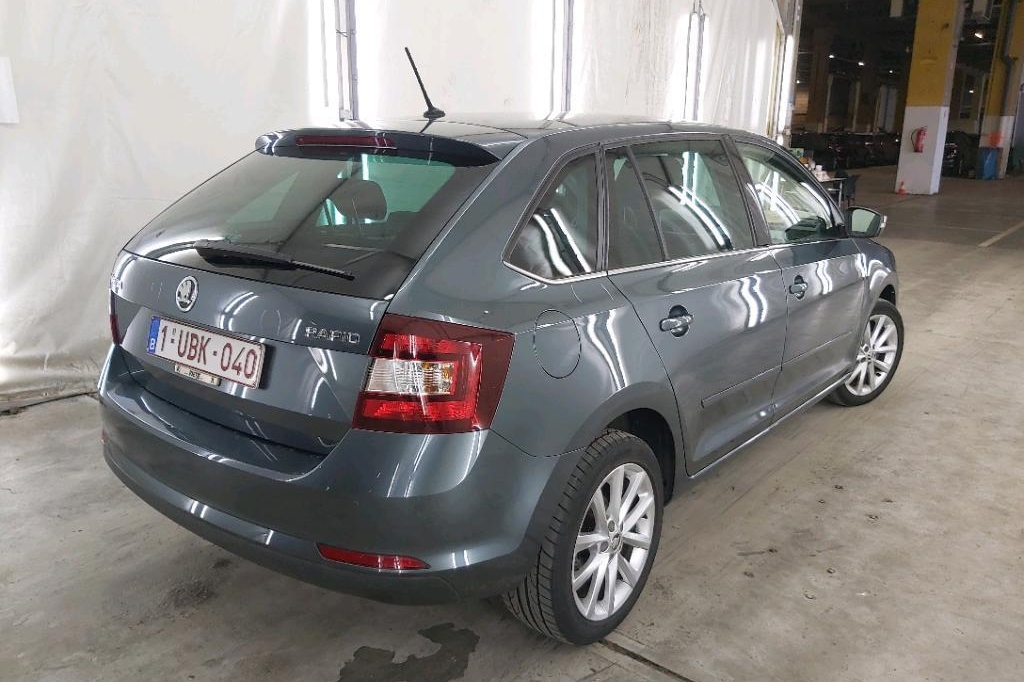 Skoda Rapid Spaceback 2018 фото 6