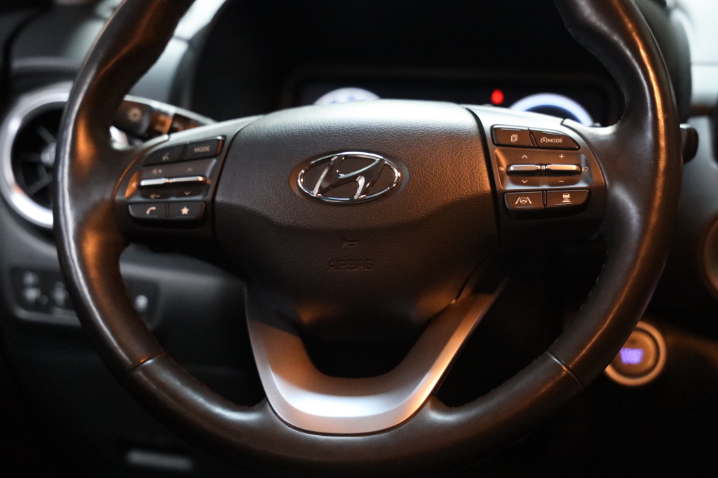 Hyundai Kona Electric 2021 фото 20