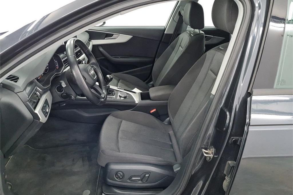 Audi A4 Avant 2016 фото 7