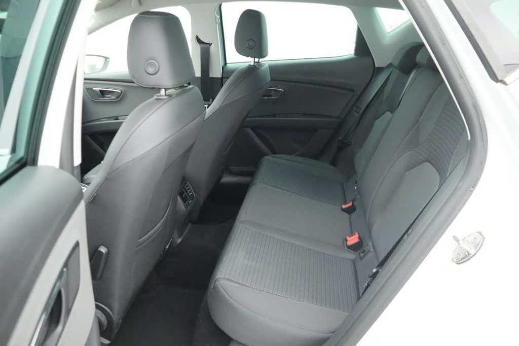 SEAT Leon 2017 photo 3