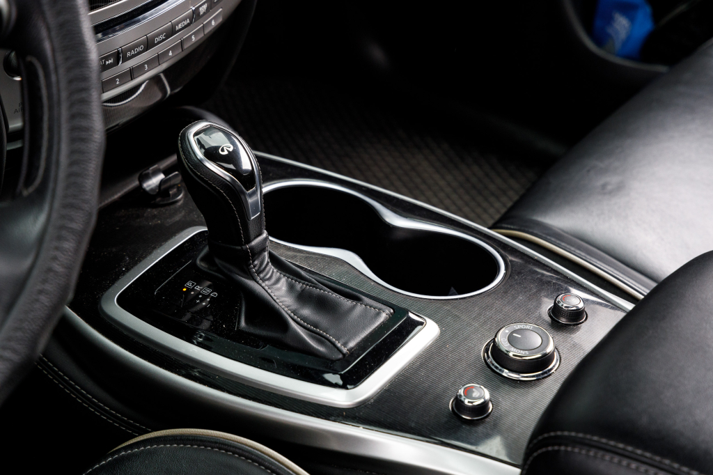 Infiniti QX60 2017 фото 25