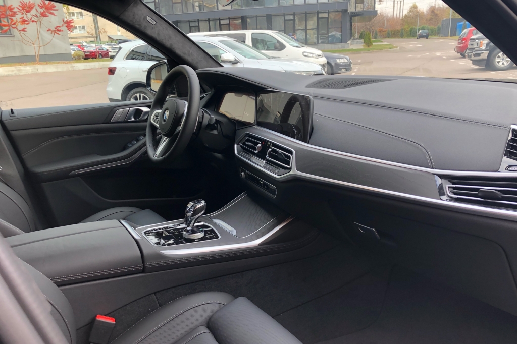 BMW X7 30D 2021 photo 13