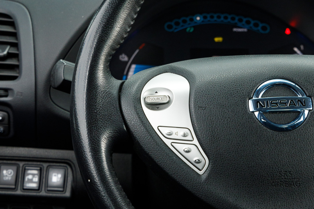 Nissan Leaf 2014 photo 11