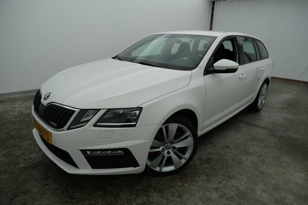 Skoda Octavia Combi 2018 фото 3