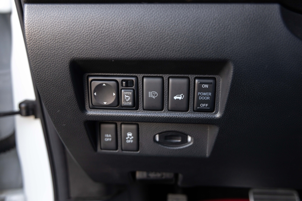 Infiniti QX70 2015 фото 19