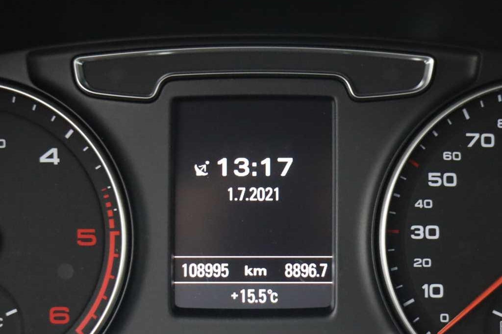 Audi Q3 2016 photo 3