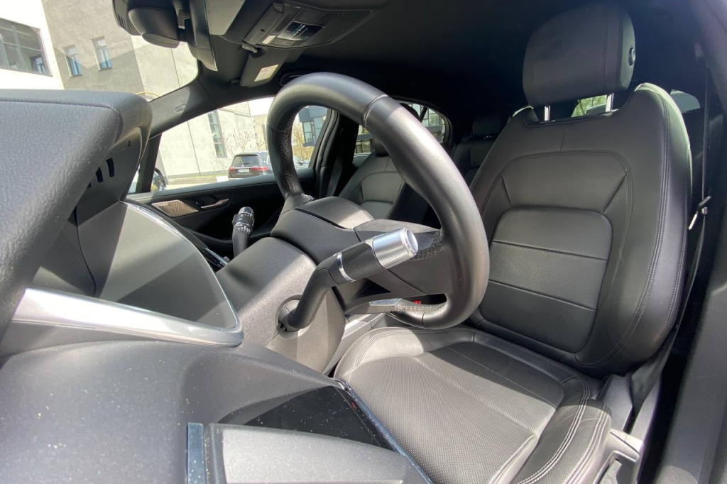 Jaguar I-Pace EV 400 AWD 2018 фото 11