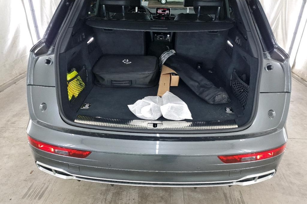 Audi Q5 2019 фото 8