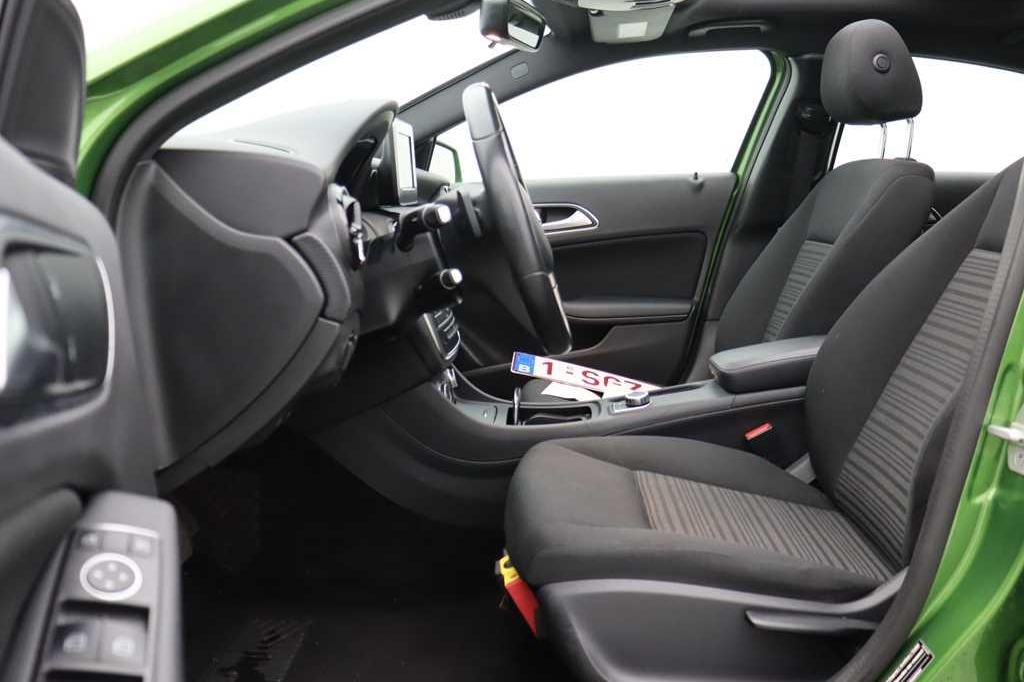 Mercedes-Benz A-Klasse 2017 photo 3