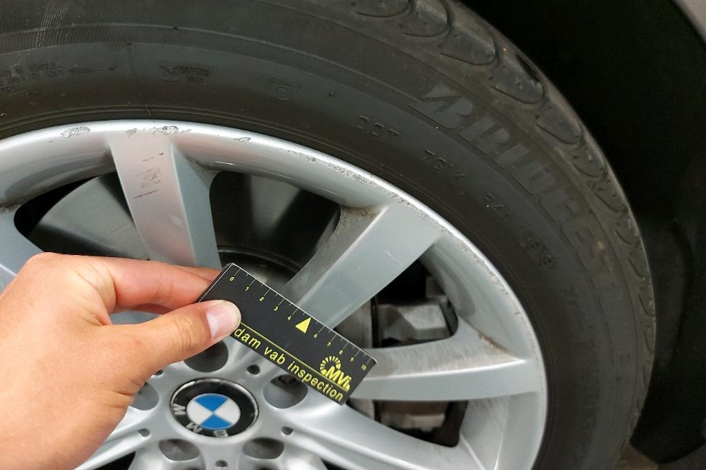 BMW 6 Series 2015 photo 11