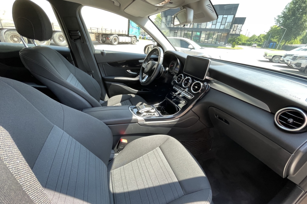 Mercedes-Benz GLC 250 4MATIC 2016 фото 5