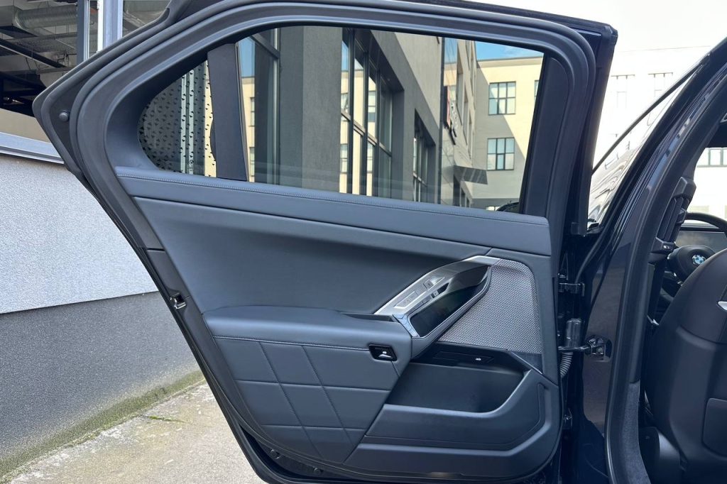 BMW 7 Series 740d MHEV Steptronic xDrive 2022 фото 16