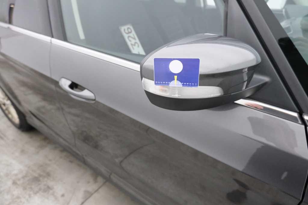 Ford Galaxy 2017 photo 12