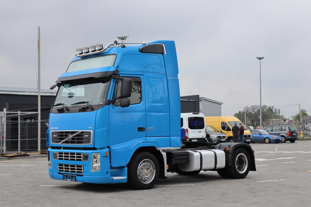 Volvo FH 13 440 2007 photo 1