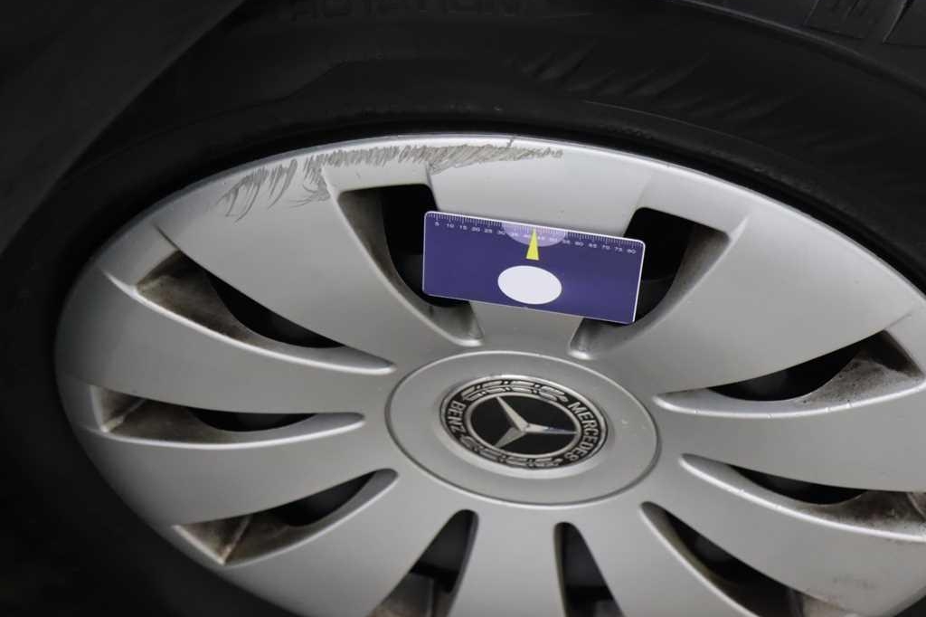 Mercedes-Benz A-Klasse 2017 фото 17