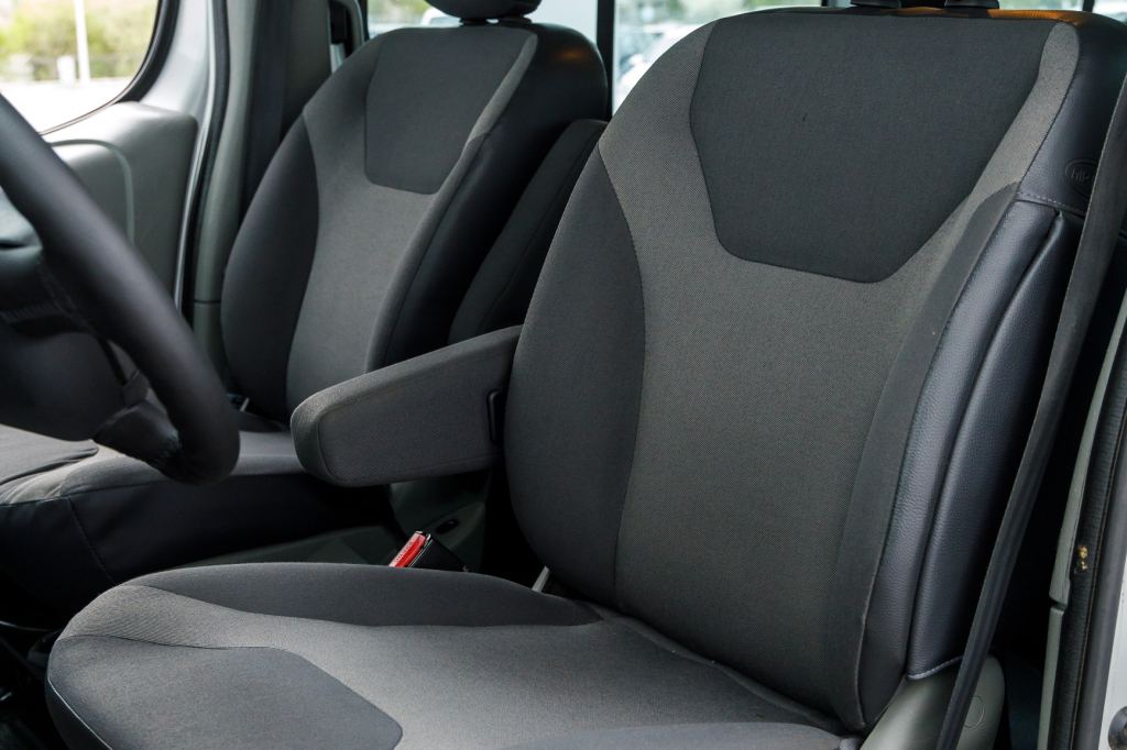 Renault Trafic 2009 фото 1