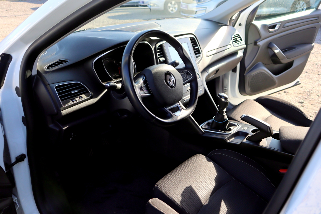 Renault Megane 2017 photo 21